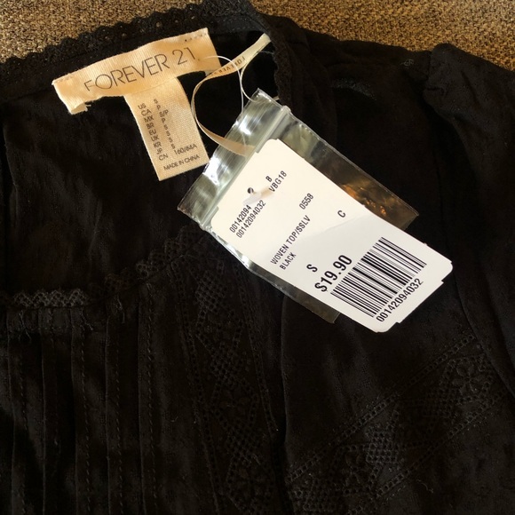 Top - Picture 2 of 2